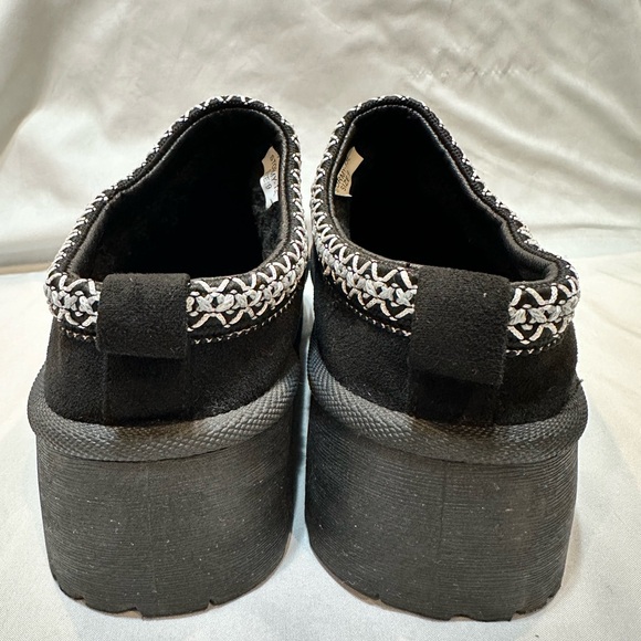 Mudd Stormy Platform Clog in Black - Picture 5 of 13